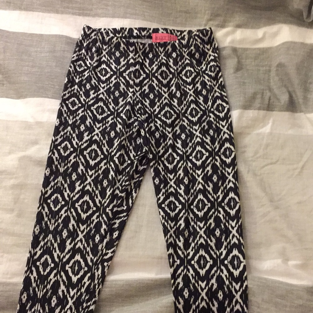LEGGINGS